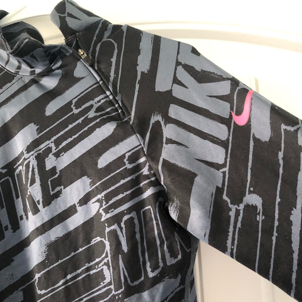 Running long sleeve
